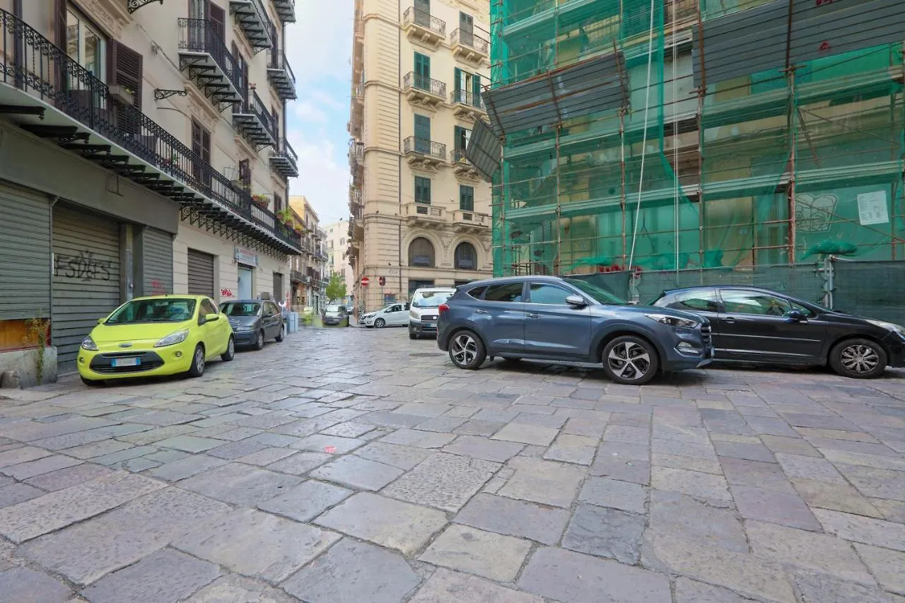 Casa Di Molly Cozy Apartment Near Via Roma Palermo Italy